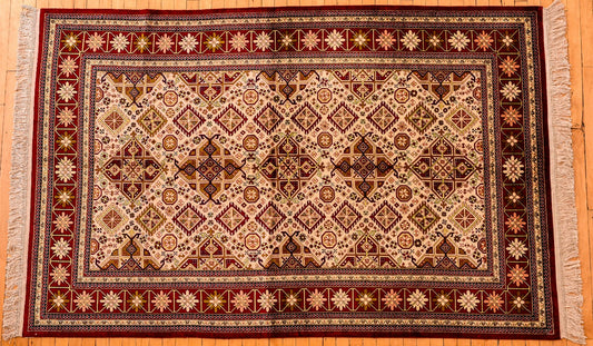 The Coming East - structured geometric