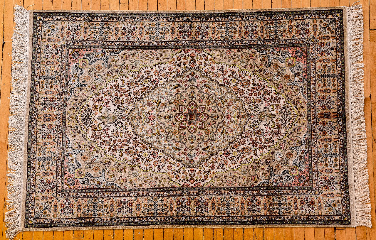 Kashan – Eye of Life