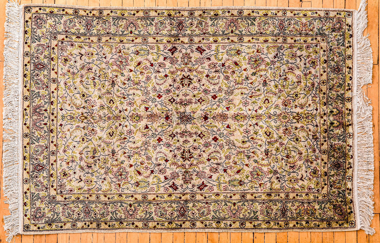 Isfahan – Qamari Moonlight