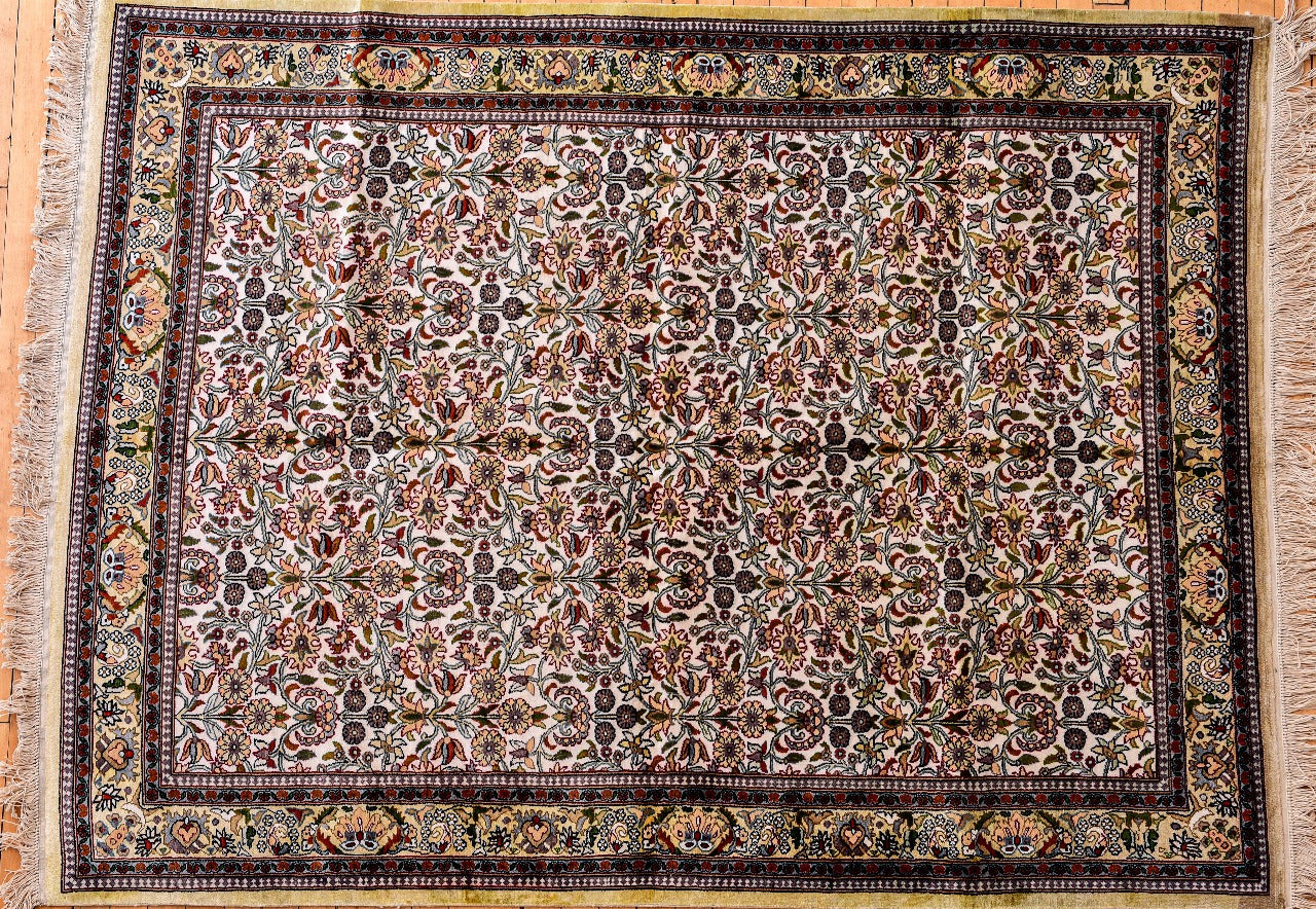 Isfahan – The Crown's Peak