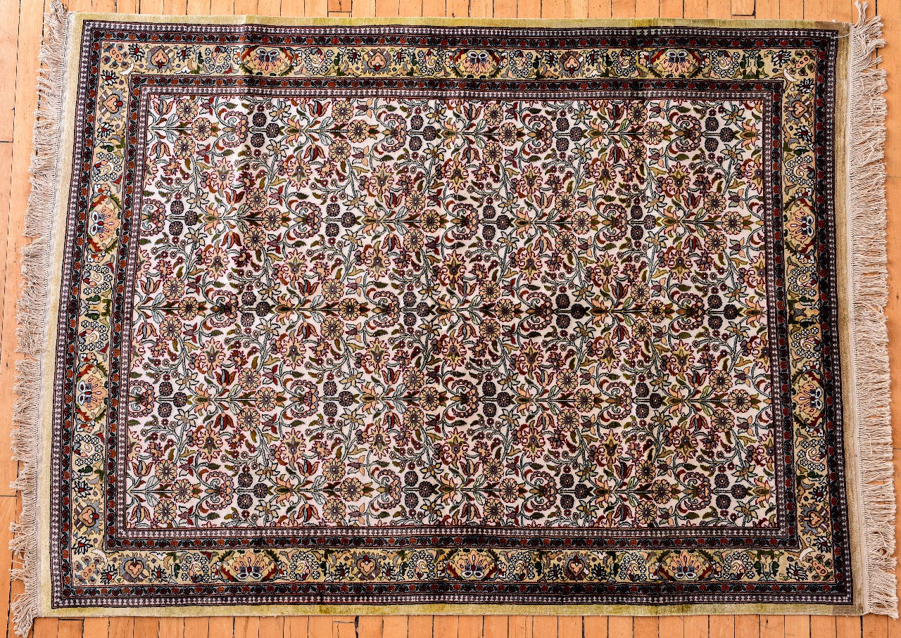 Isfahan – The Crown's Peak