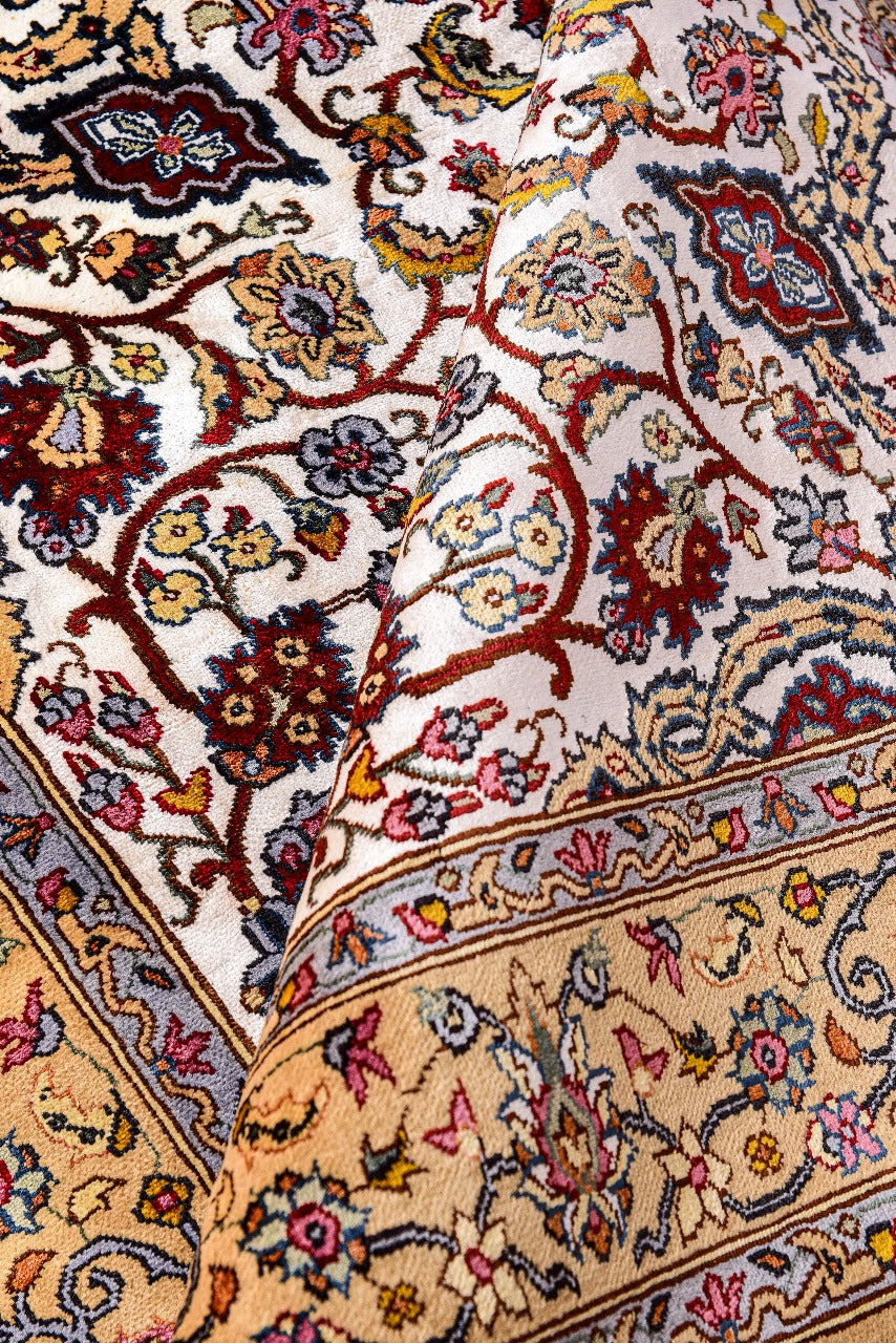 Kashan – Al-Mishkat "Lantern"